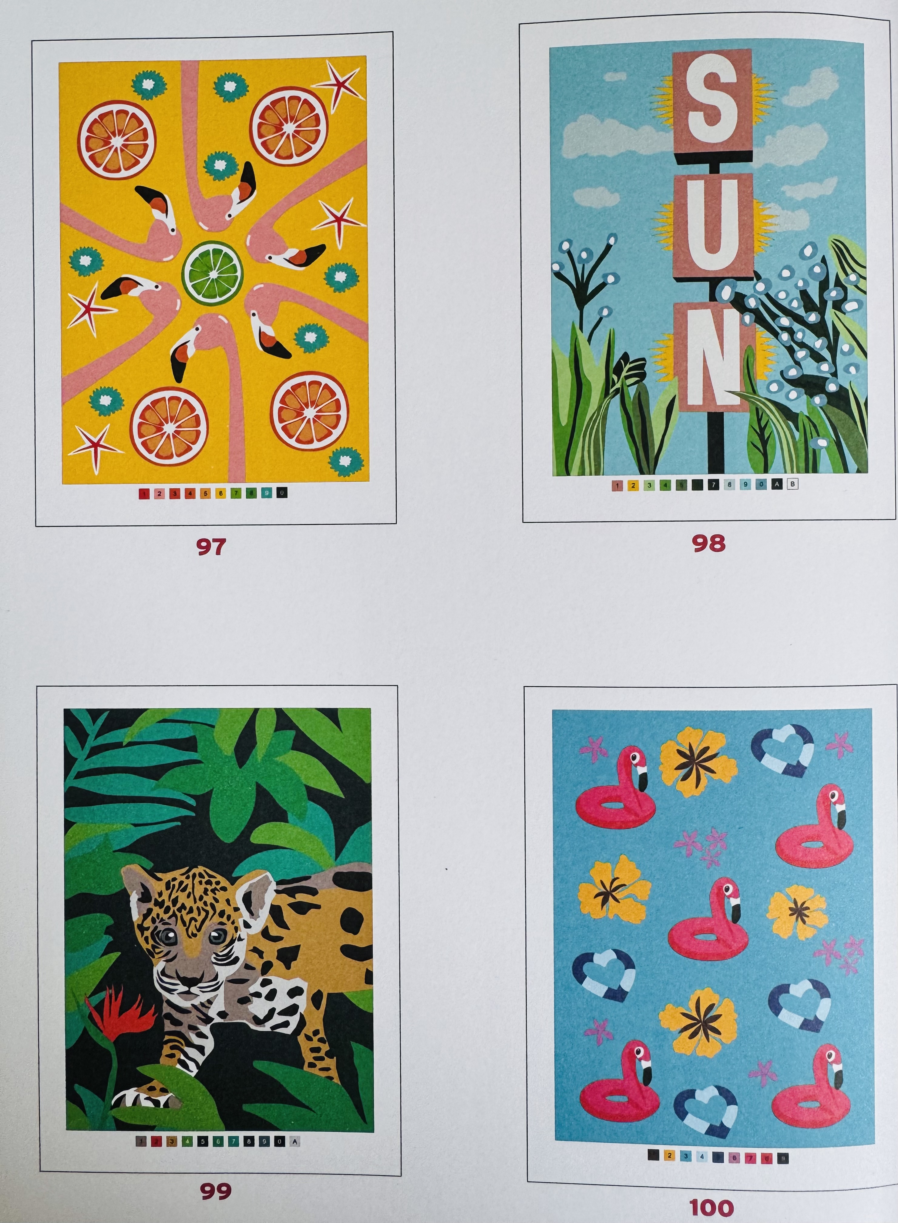 Afbeelding van pagina uit het Tropiques boek met 4 voorbeeld kleurplaten