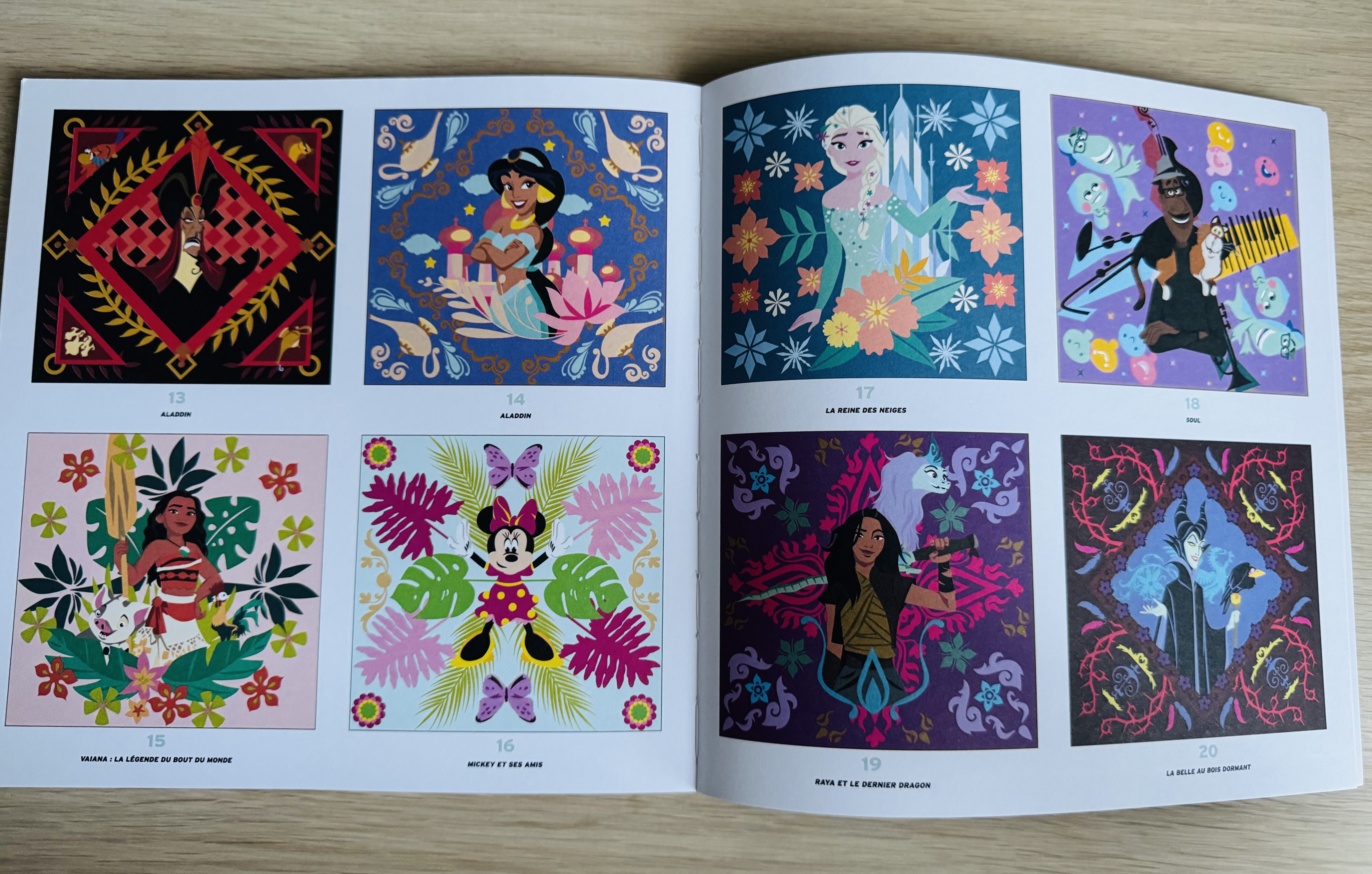 Voorbeeld kleurplaten uit het Disney Mandalas kleurboek