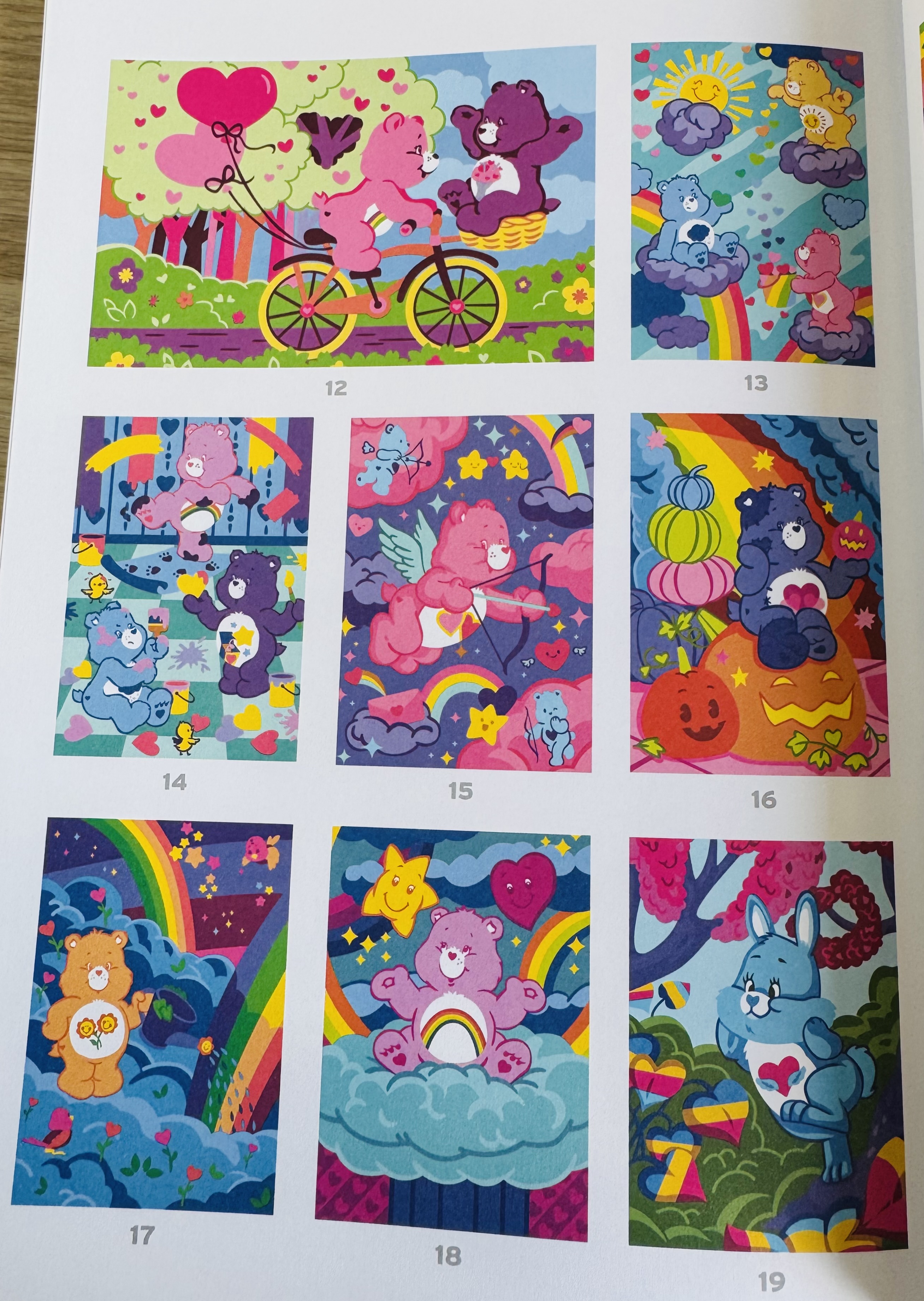 Voorbeeld van ingekleurde kleurplaten uit het Bisounours kleurboek