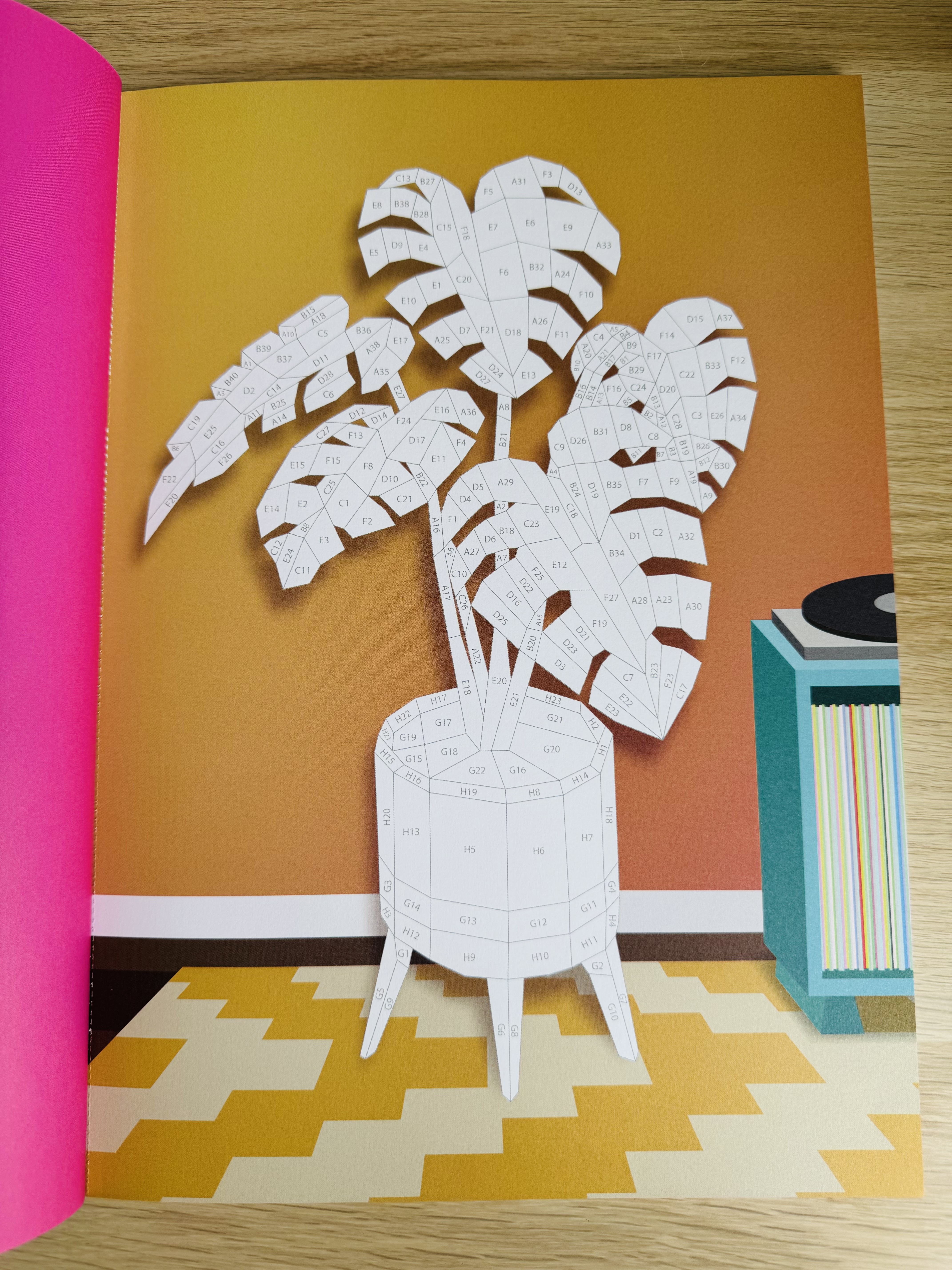 Voorbeeldpagina uit paint by sticker plants and flowers