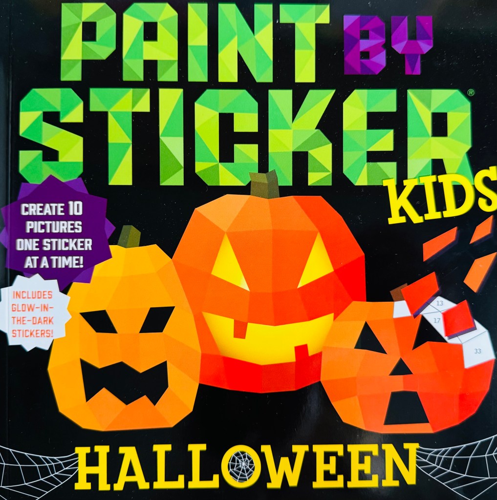 Paint by Sticker Halloween omslag van het boek